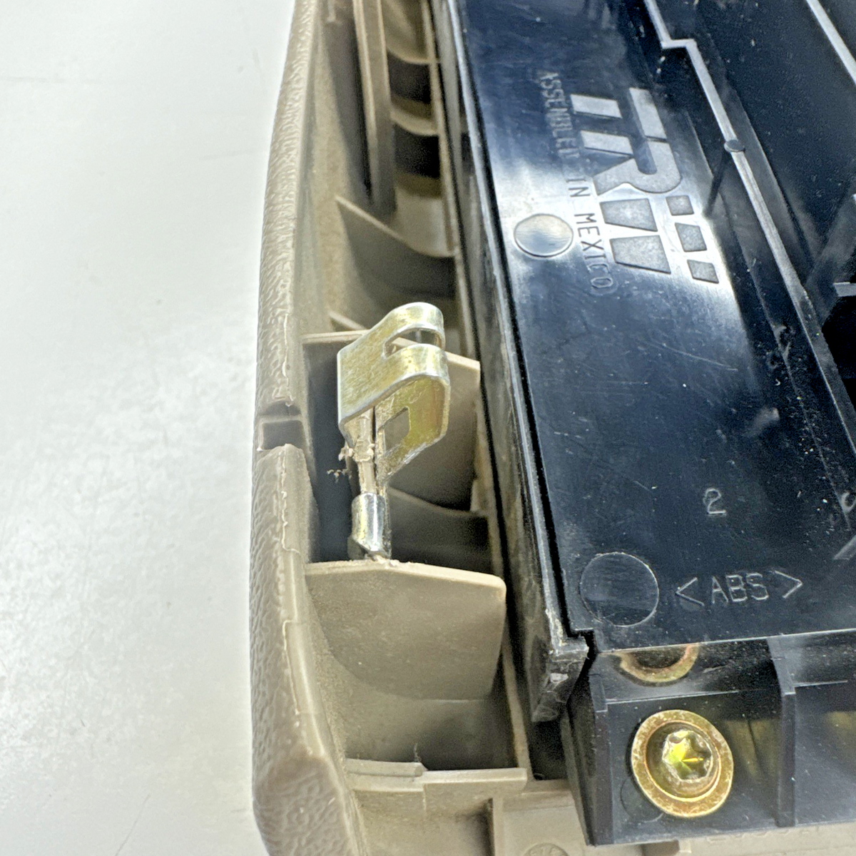 2000-02 GM Silverado Sierra Tahoe Yukon Master Window Switch Panel 15062650 OEM