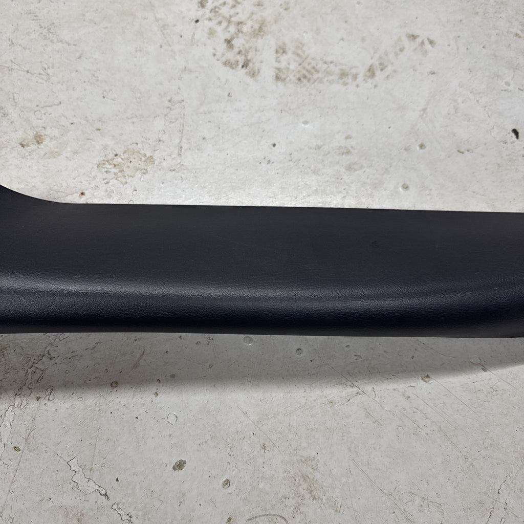 1999–2006 Silverado Sierra LH A Pillar Trim Panel Medium Gray 15073353 OEM