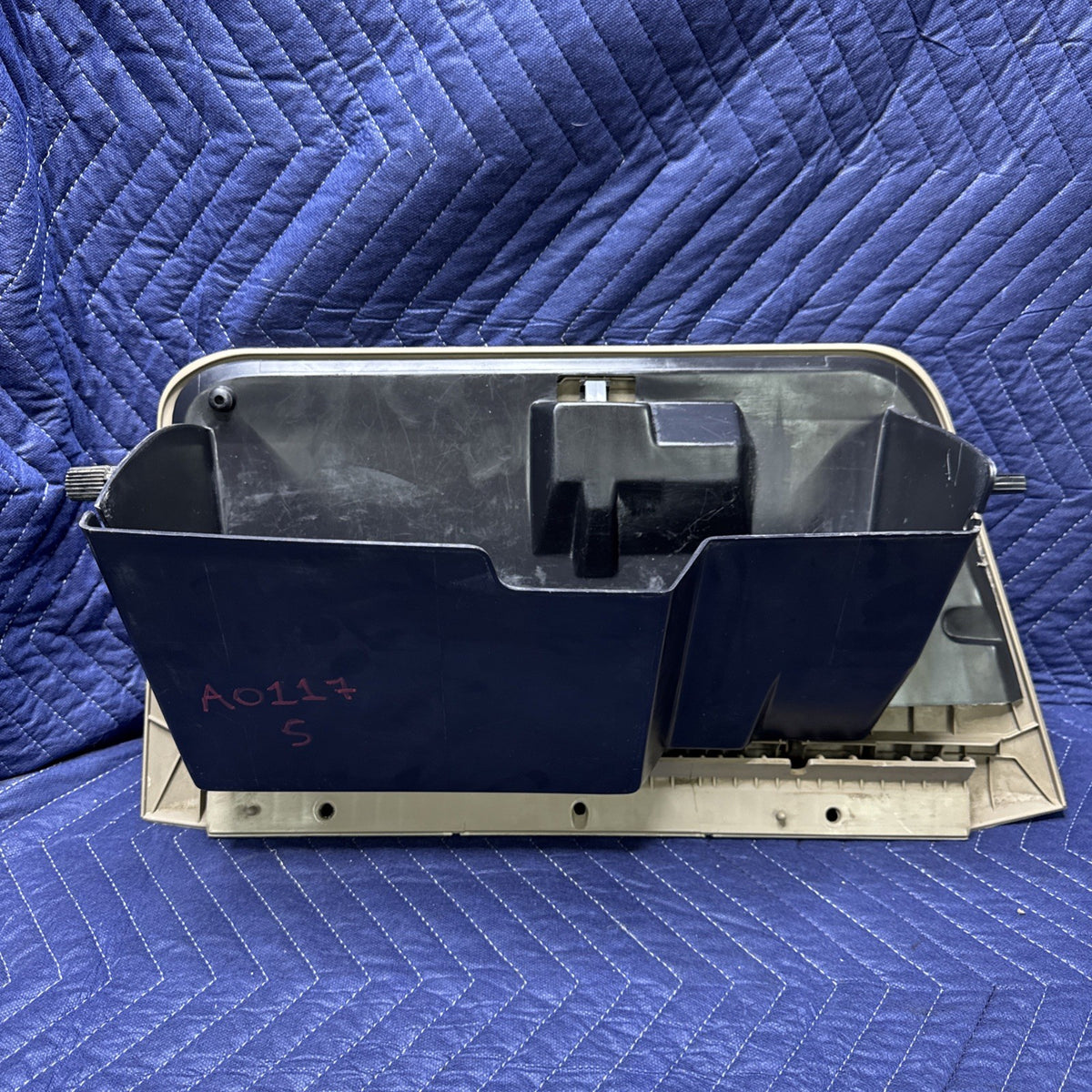2003-2007 Ford F250 F350 Glove Box Storage Bin Parchment Tan 3C3X-250601-BA OEM