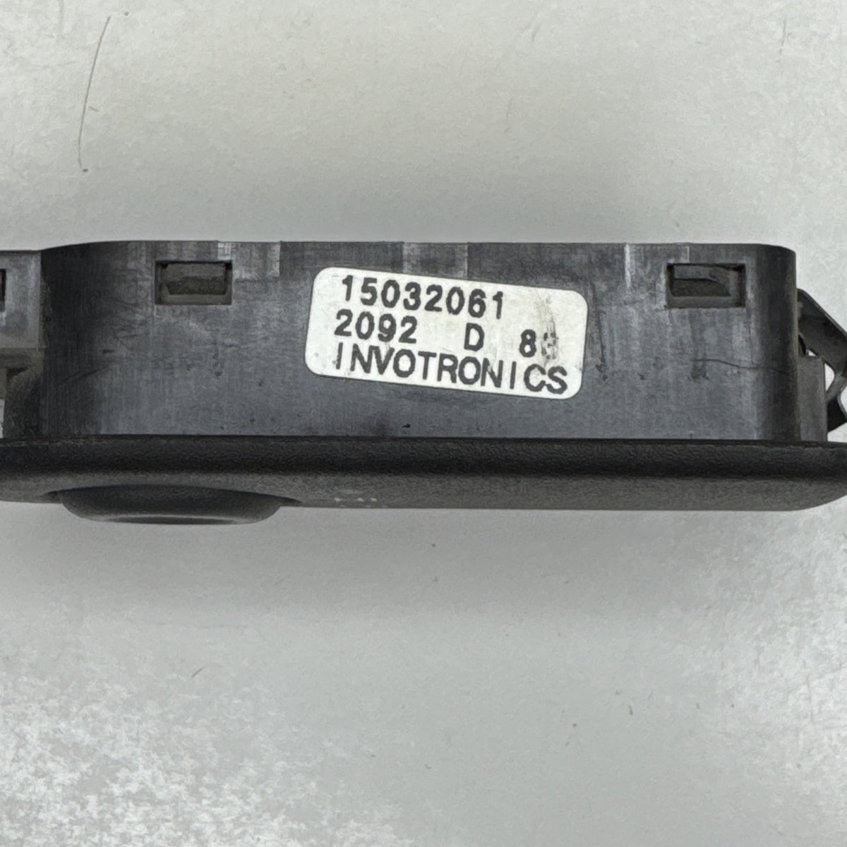 1999-02 GM Silverado Sierra Tahoe Yukon Heated Seat Switch RH 15032061 OEM