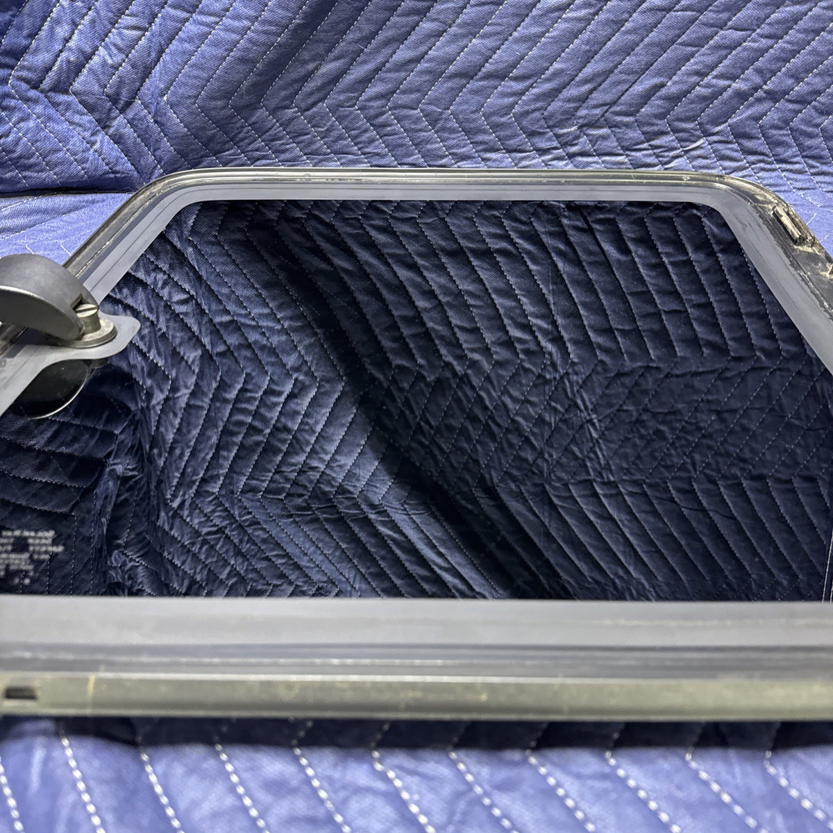 1999-2007 Silverado Sierra LH Rear Quarter Vent Privacy Window Glass OEM