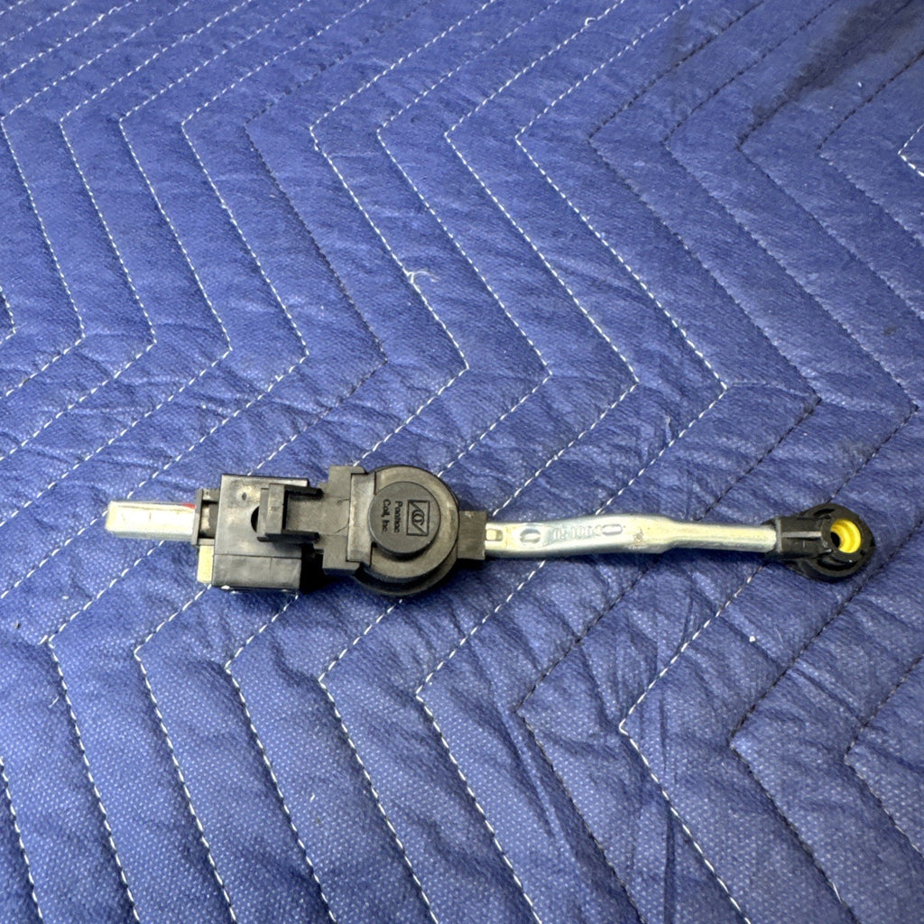 1999-2004 Silverado Sierra Shift Interlock BTSI Solenoid 26064466 OEM