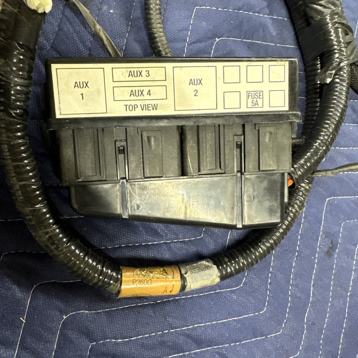 2005–2007 Ford F250 F350 AUX Upfitter Switch Kit Harness Fuses OEM
