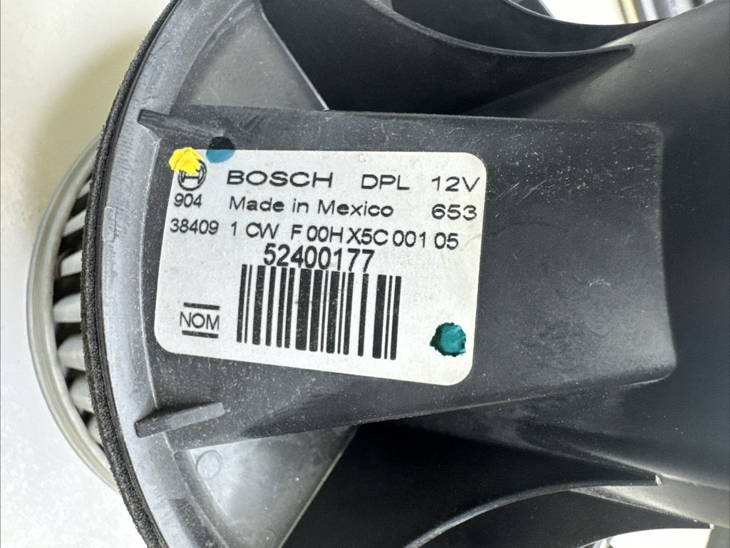 2001-2007 GMC Sierra Silverado Blower Motor & Resistor Bundle Bosch 52400177 OEM