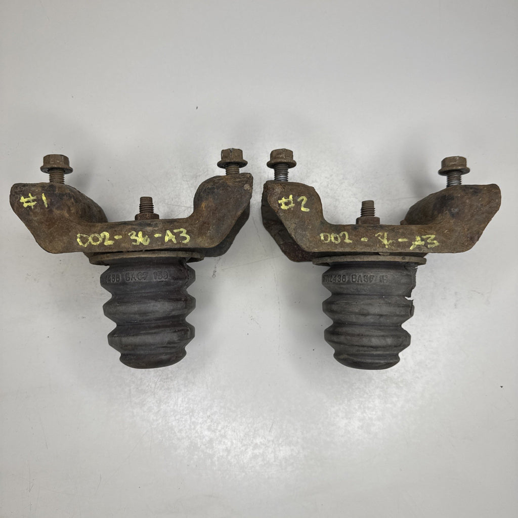 1999-2007 Chevrolet Silverado GMC Sierra Rear Bump Stops w/ Brackets 15712438 OE