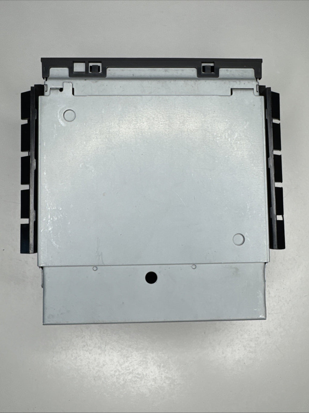 95-02 Silverado Sierra Tahoe Yukon Remote Cassette Tape Player 15068081 OEM