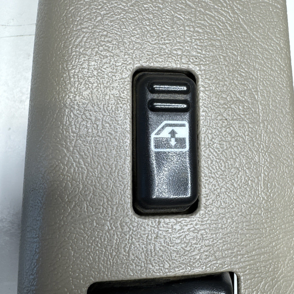 2000-02 GM Silverado Sierra Tahoe Yukon Passenger Window Switch 20831899 OEM