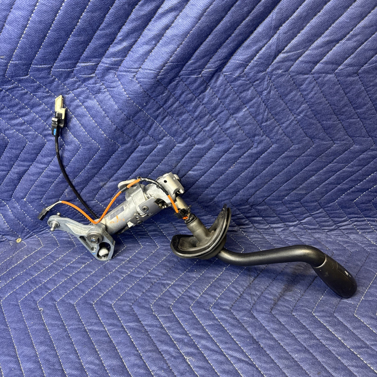 1999-2002 Silverado Sierra Column Shift Lever Tow Haul Shifter 19149553 OEM