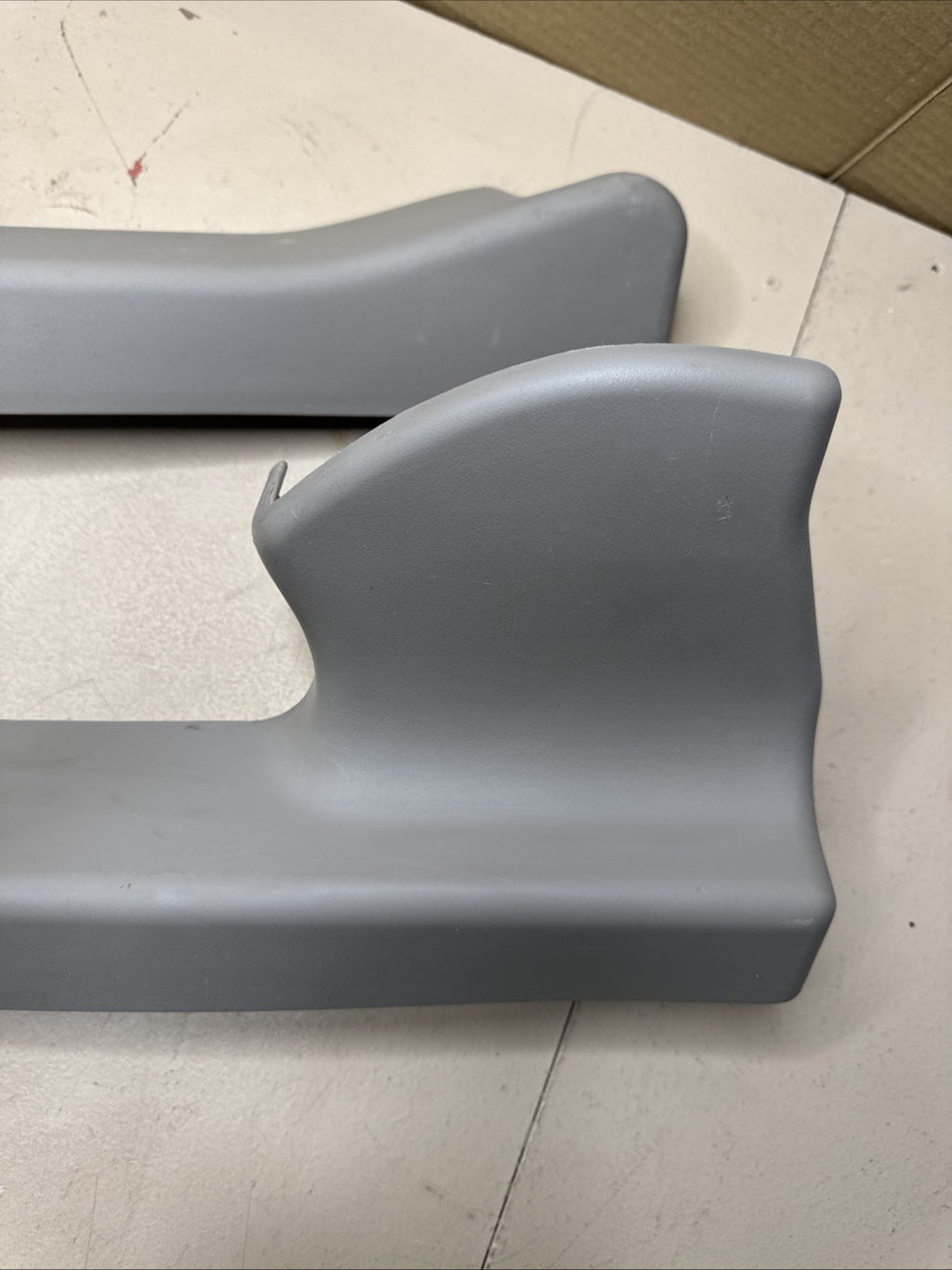 2003–2006 Silverado Sierra Crew Cab Rear Seat Belt Bezels Shale LH RH OEM