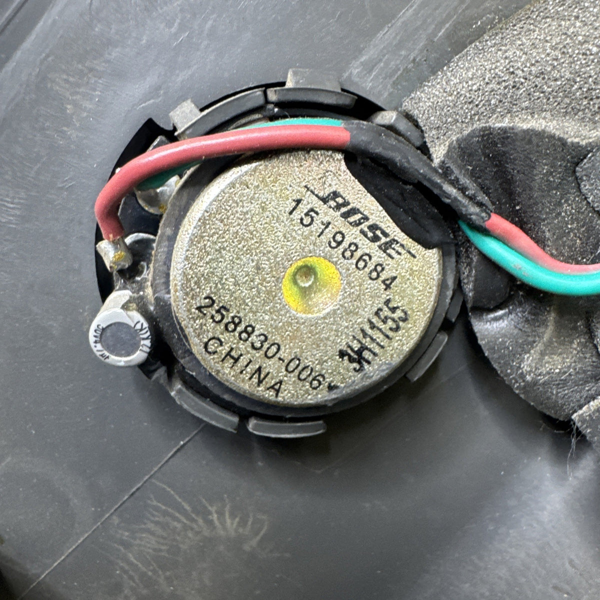 1999-2007 Chevrolet Silverado GMC Sierra RH A Pillar Trim 15198686 Bose OEM