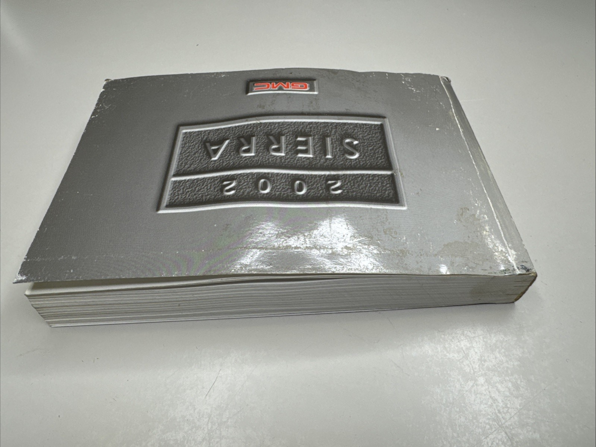 2002 GMC Sierra Owners Manual Portfolio Case Set 15063060 OEM Canadian