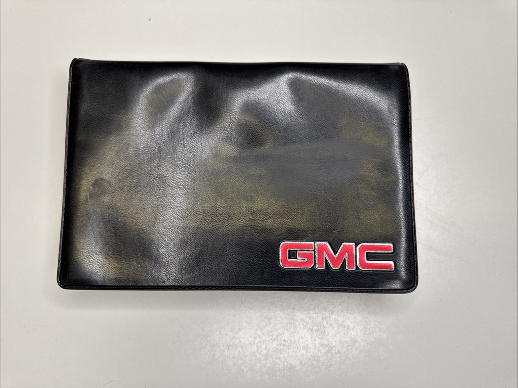 2003 GMC Sierra Owners Manual Portfolio Case Set X2315B OEM Canadian First Editi
