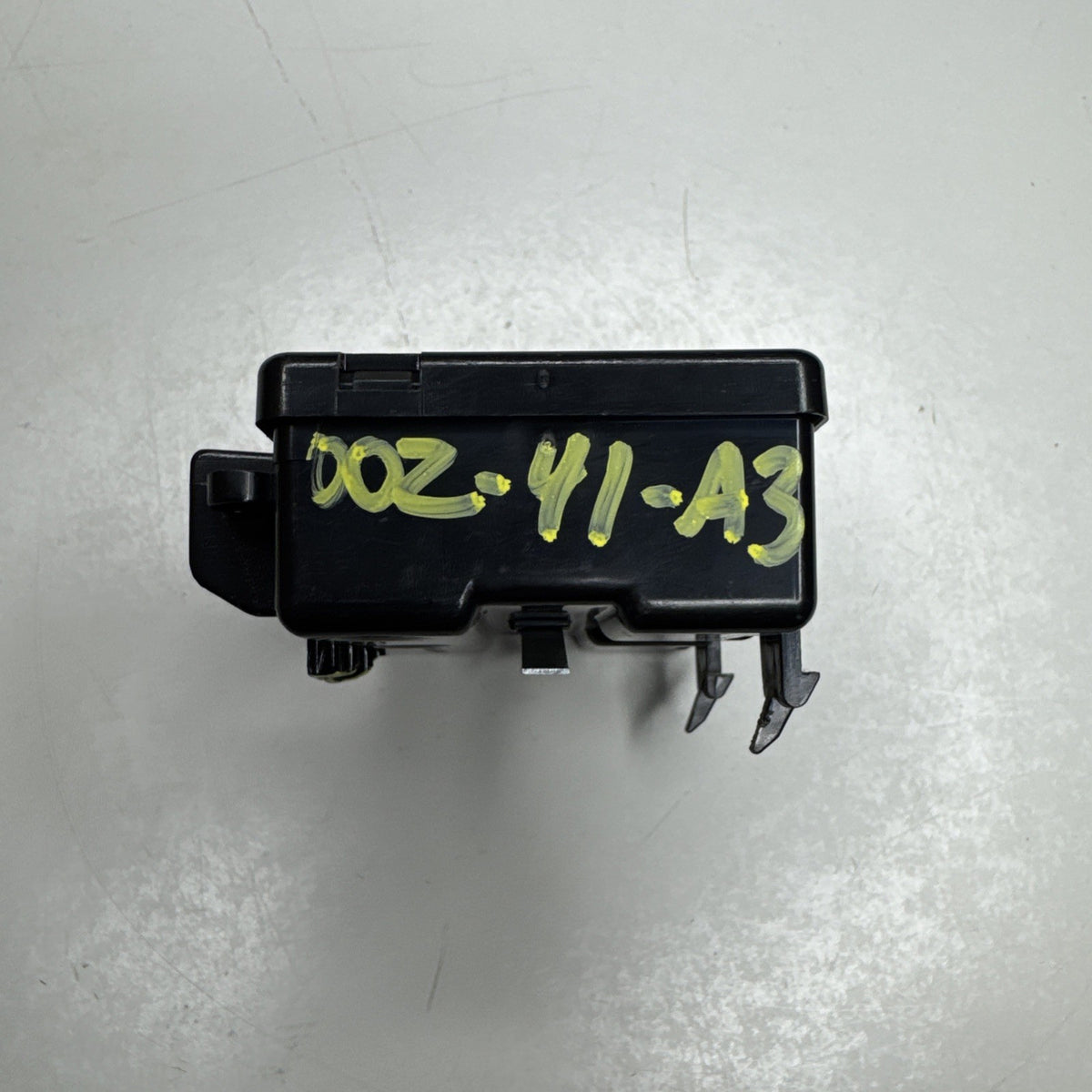1999-2001 Chevrolet Silverado GMC Sierra Keyless Entry Module 15732806 OEM