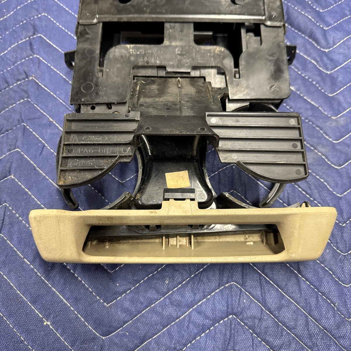 2005-2007 Ford F250 F350 Dash Cup Holder Ash Tray 5C3Z-2504810 OEM