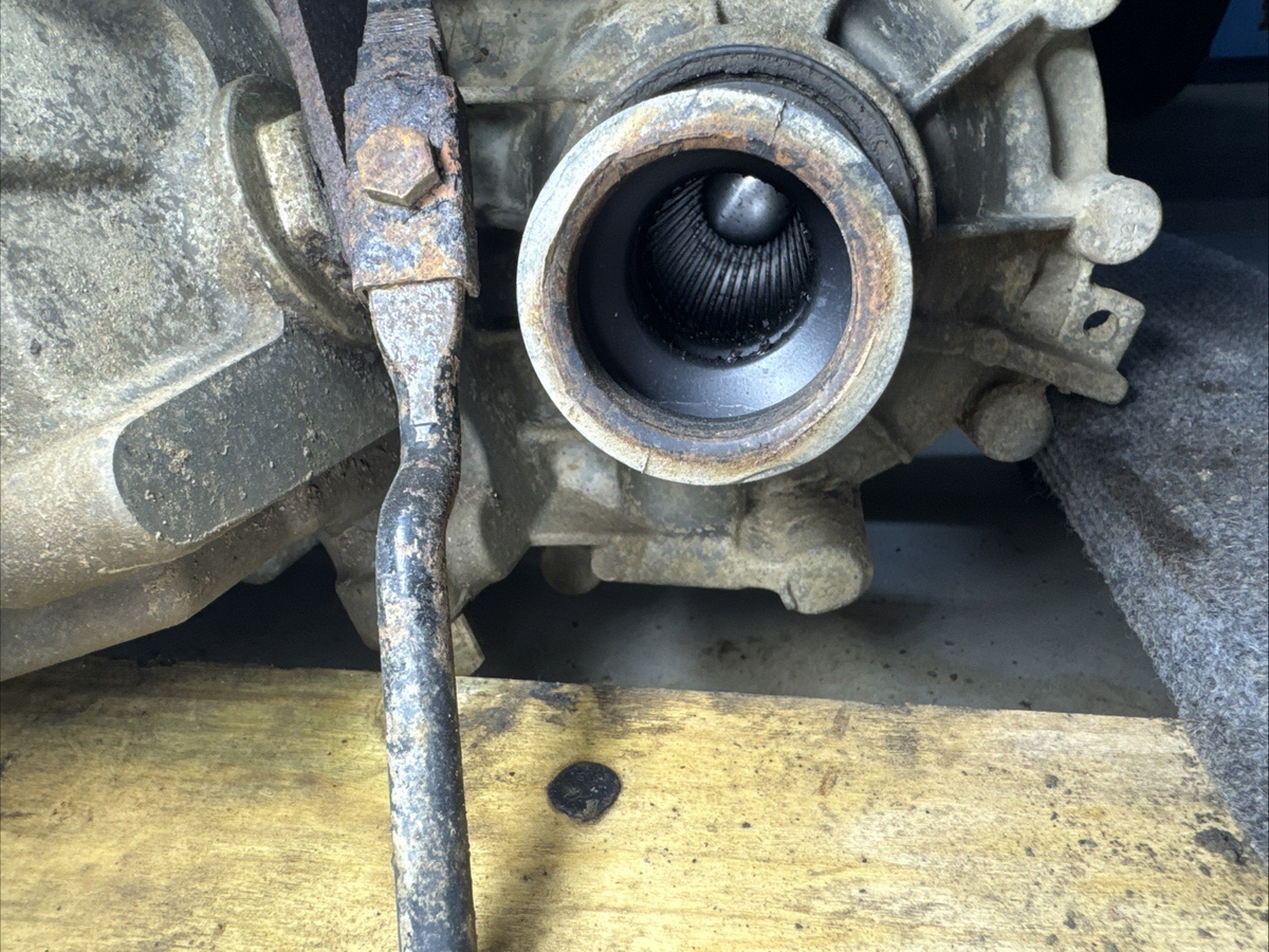 1999–2007 Silverado Sierra NP261 Manual Shift Transfer Case OEM