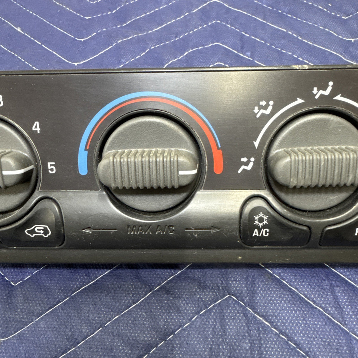 1999–2002 Silverado Sierra HVAC Climate Control Module 15054698 OEM