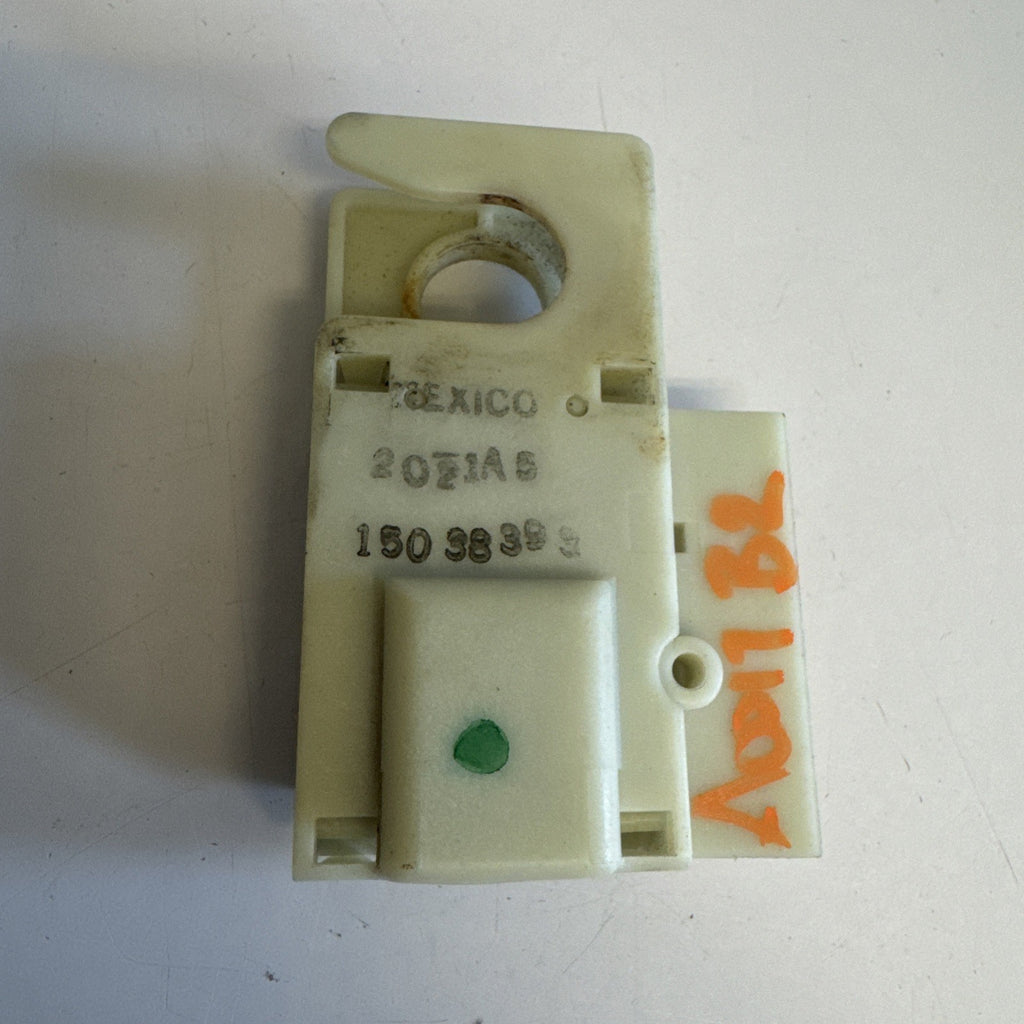 1999–2006 Silverado Sierra Brake Light Switch Stop Lamp 15038393 OEM
