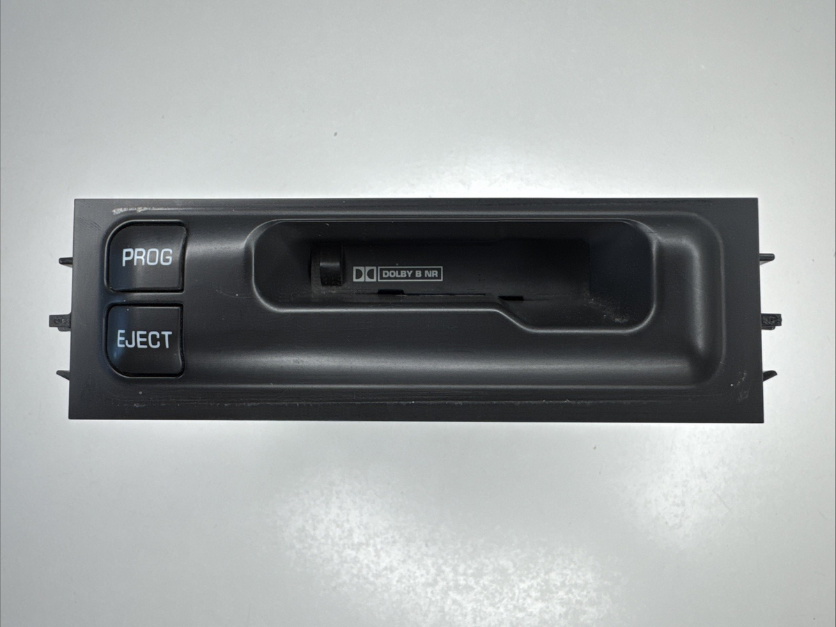 95-02 Silverado Sierra Tahoe Yukon Remote Cassette Tape Player 15068081 OEM