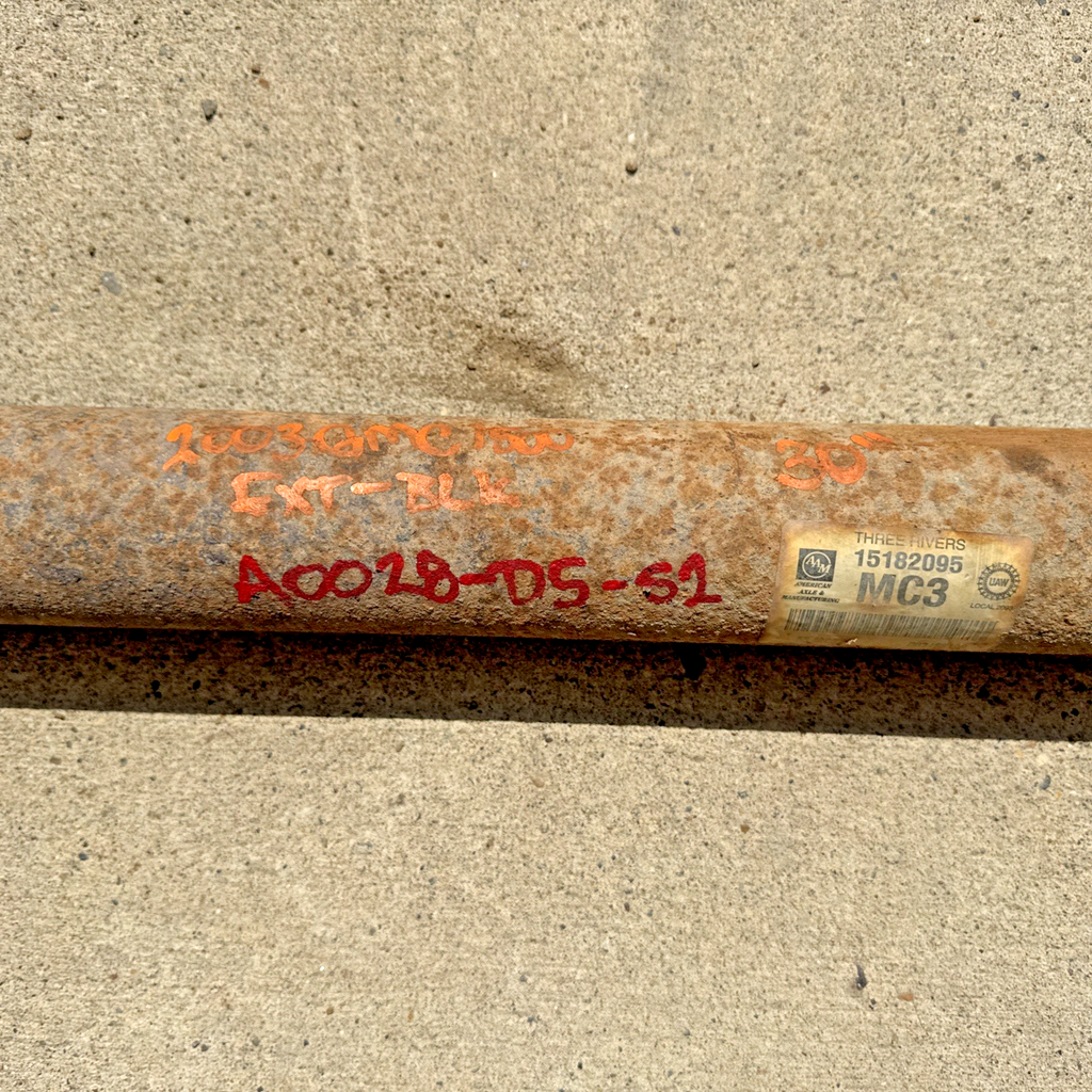 1999–2007 Silverado Sierra 1500 Front Driveshaft 15182095 4x4 OEM