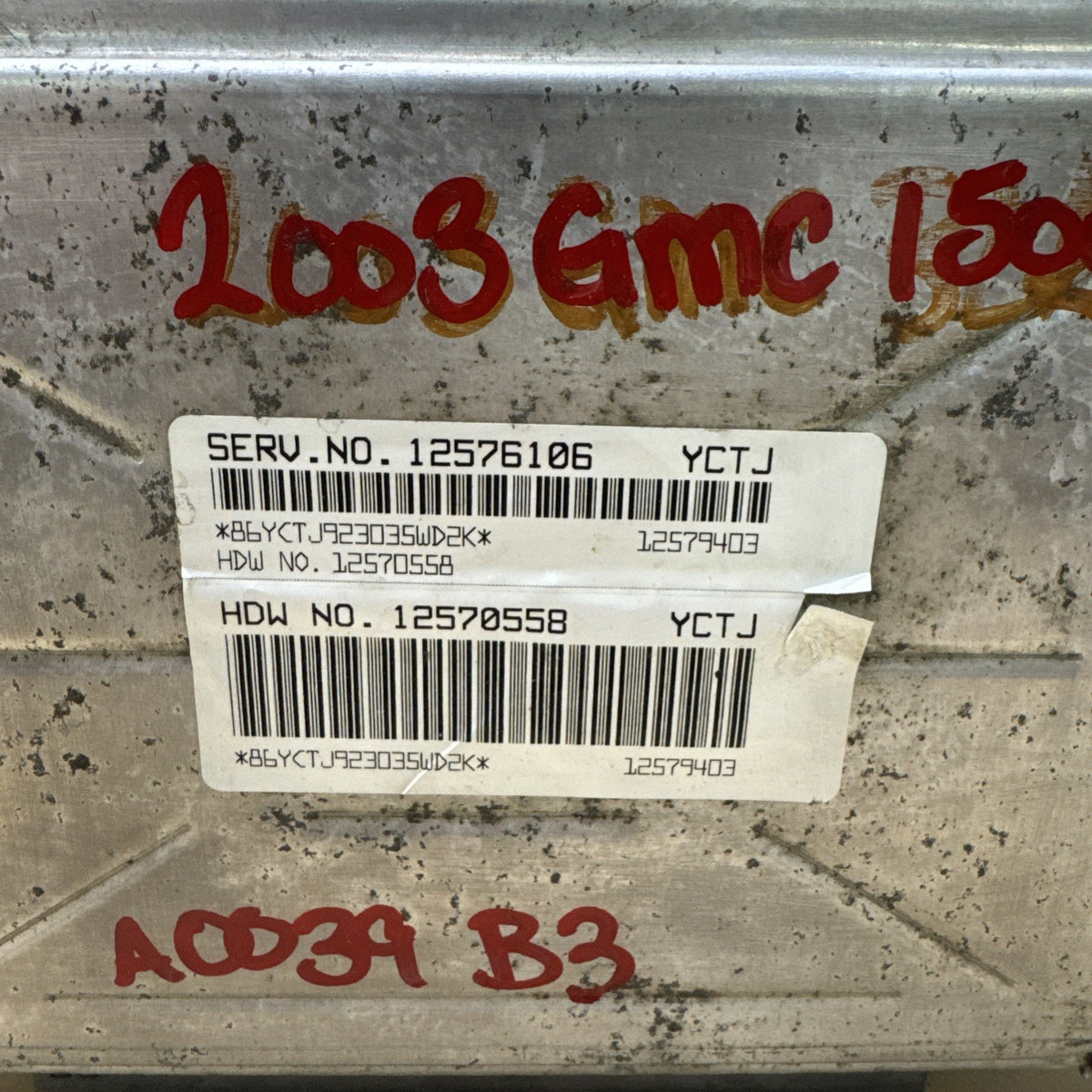 2003–2004 Silverado Sierra Engine Computer PCM ECM 12576106 OEM