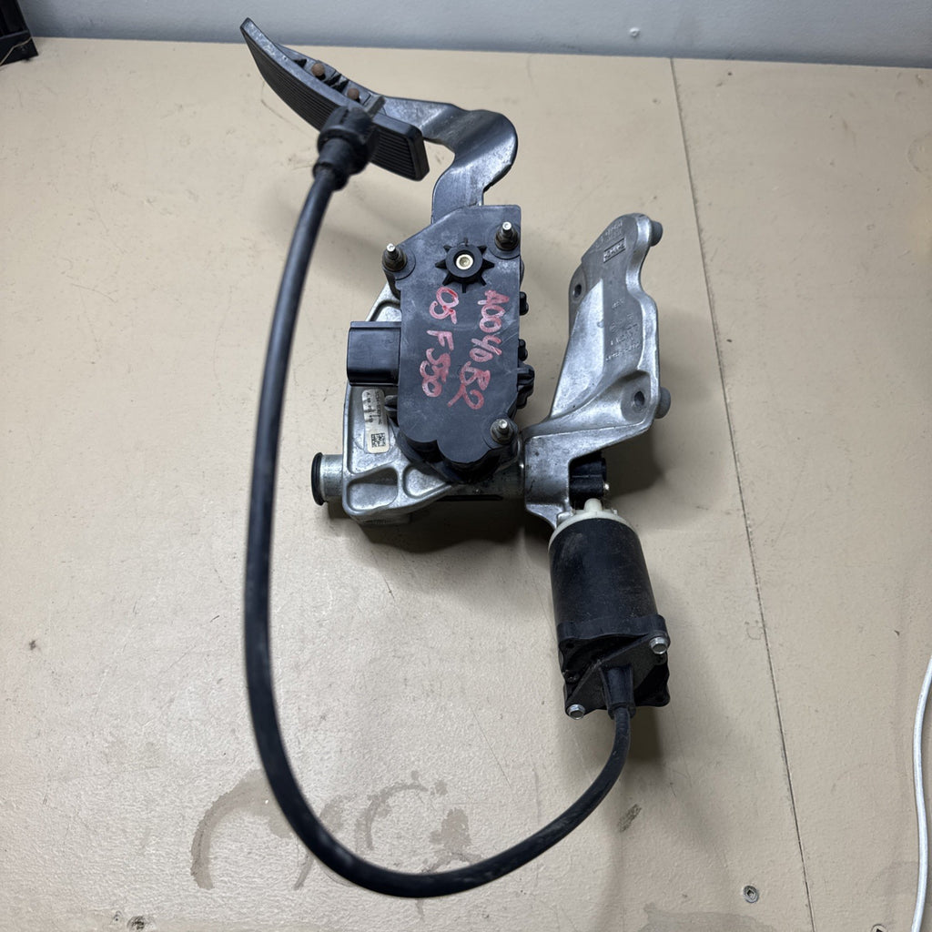 2005–2007 Ford F250 F350 Adjustable Accelerator Pedal Assembly OEM