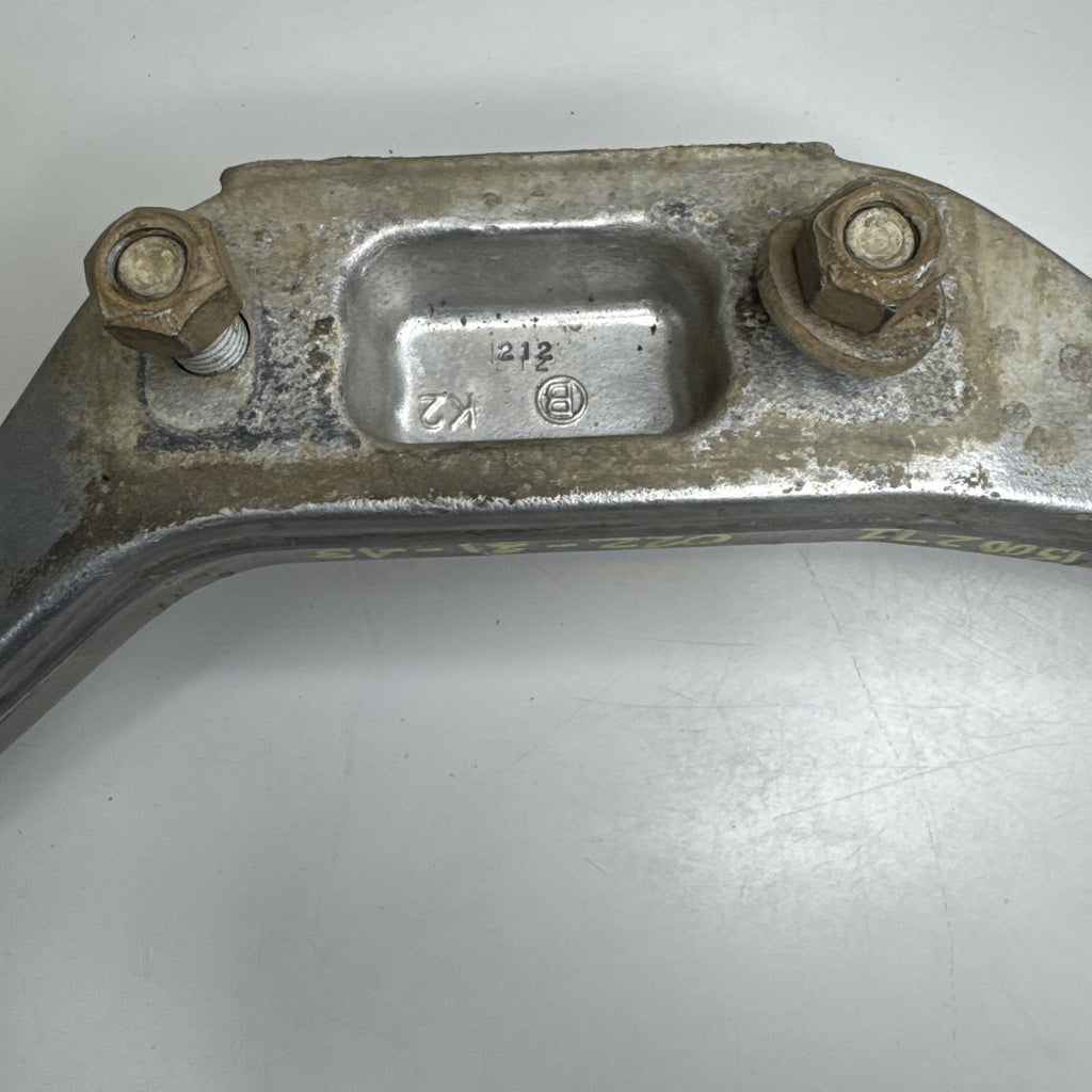 1999-2007 Chevrolet Silverado GMC Sierra Front Diff Mount Bracket 15999801 OEM