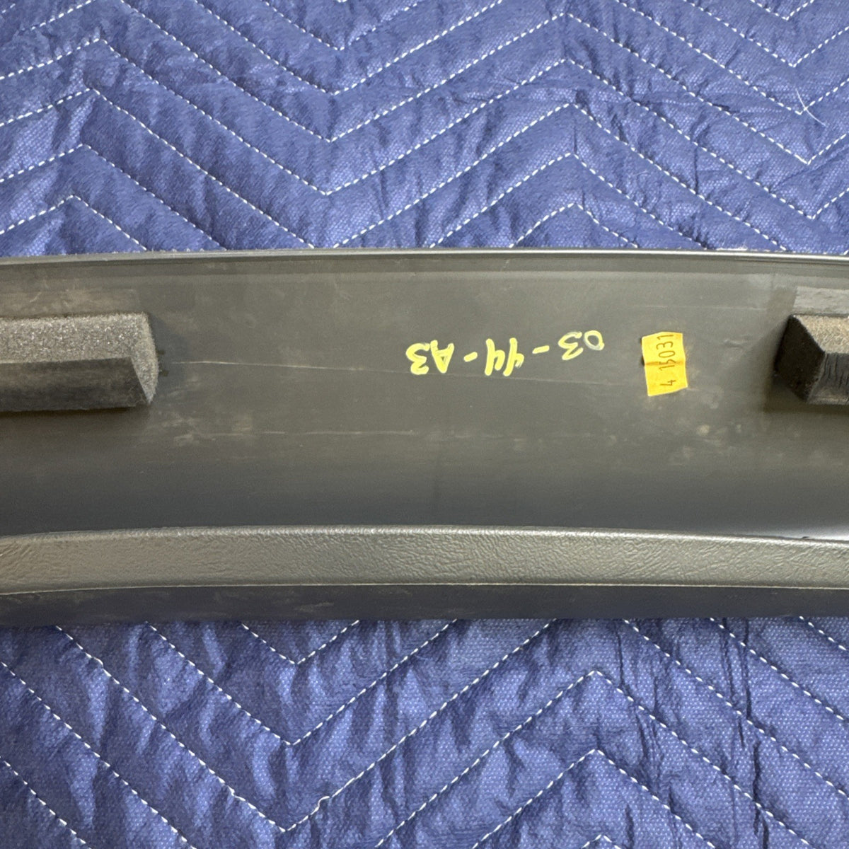 1999-2007 Chevrolet Silverado GMC Sierra RH A Pillar Trim 15198686 Bose OEM