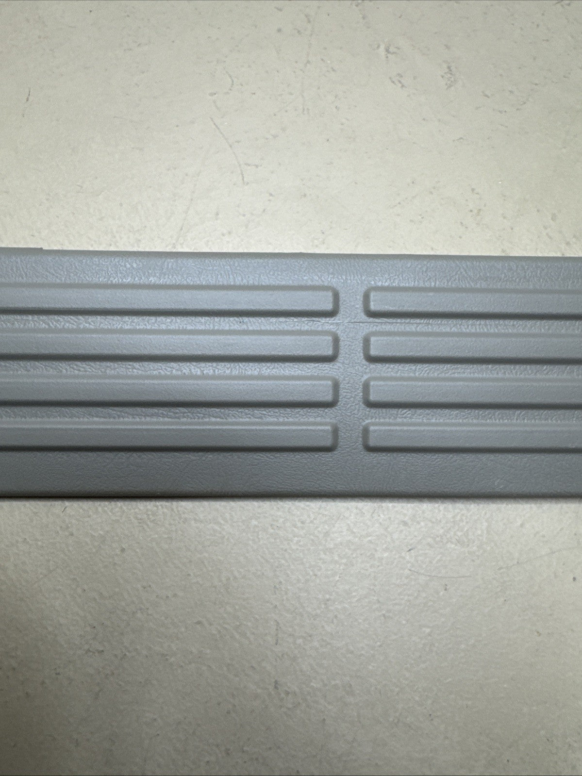 1999–2006 Silverado Sierra Rear Door Sill Plate Tan 15750385 OEM