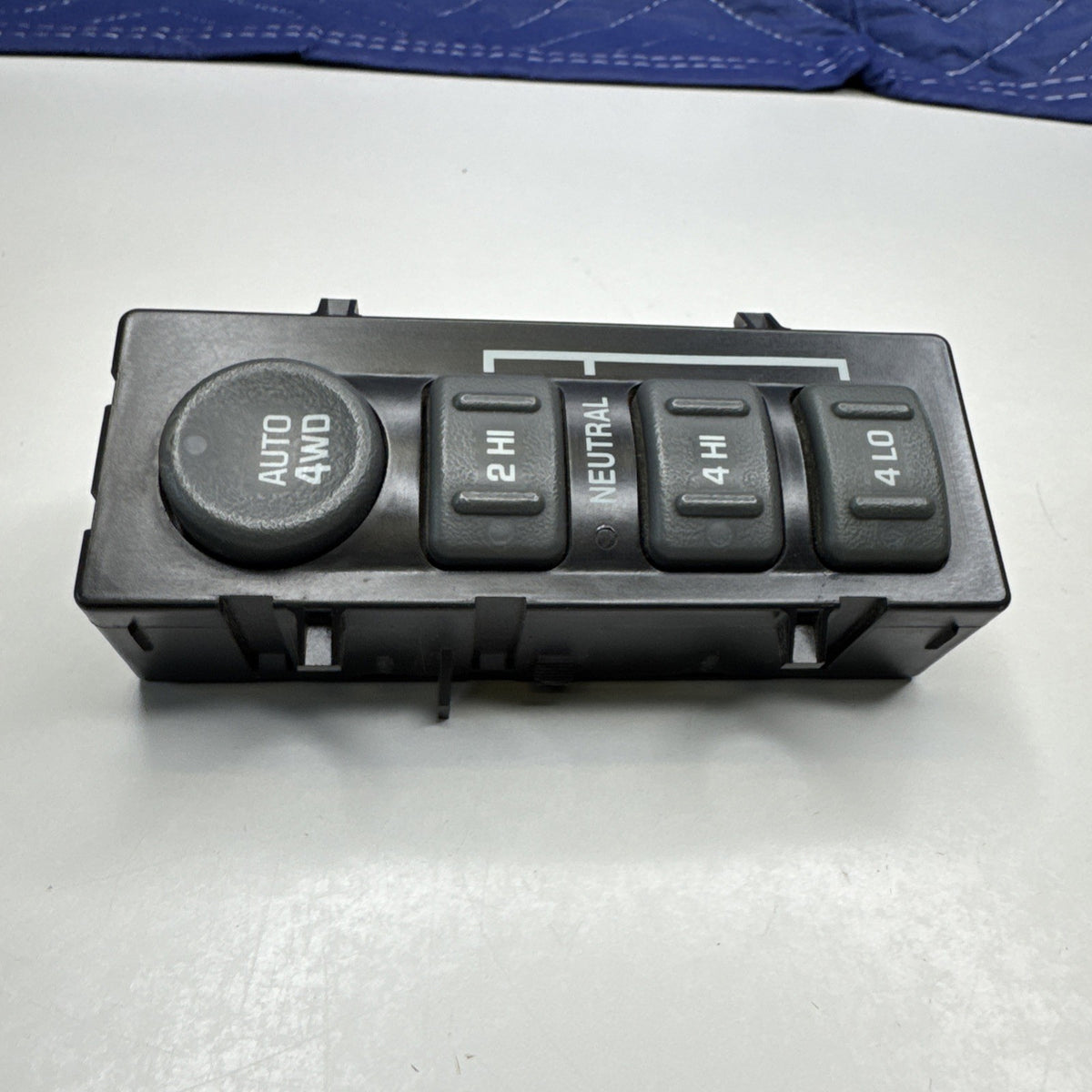 1999-02 GM Silverado Sierra 4X4 Transfer Case Switch Selector 15709327 OEM