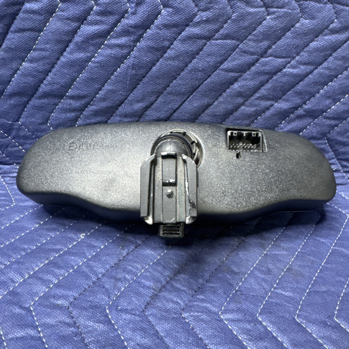 2002 Silverado Sierra Tahoe Yukon Auto Dimming Mirror IE11015606 Gentex OEM