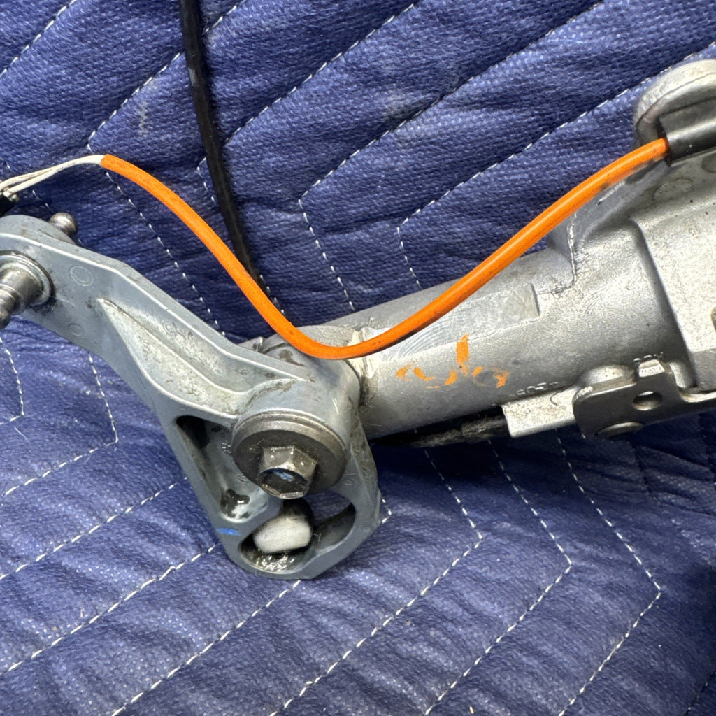 1999-2002 Silverado Sierra Column Shift Lever Tow Haul Shifter 19149553 OEM