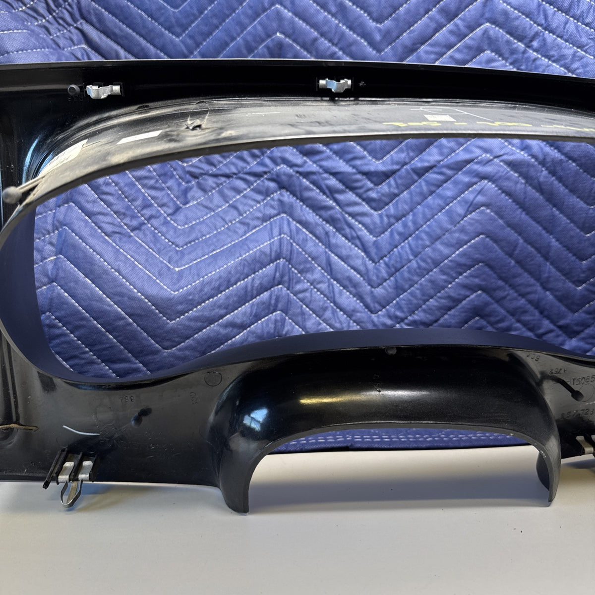 1999-02 GM Silverado Sierra Tahoe Yukon Radio Stereo Dash Bezel 15772850 OEM