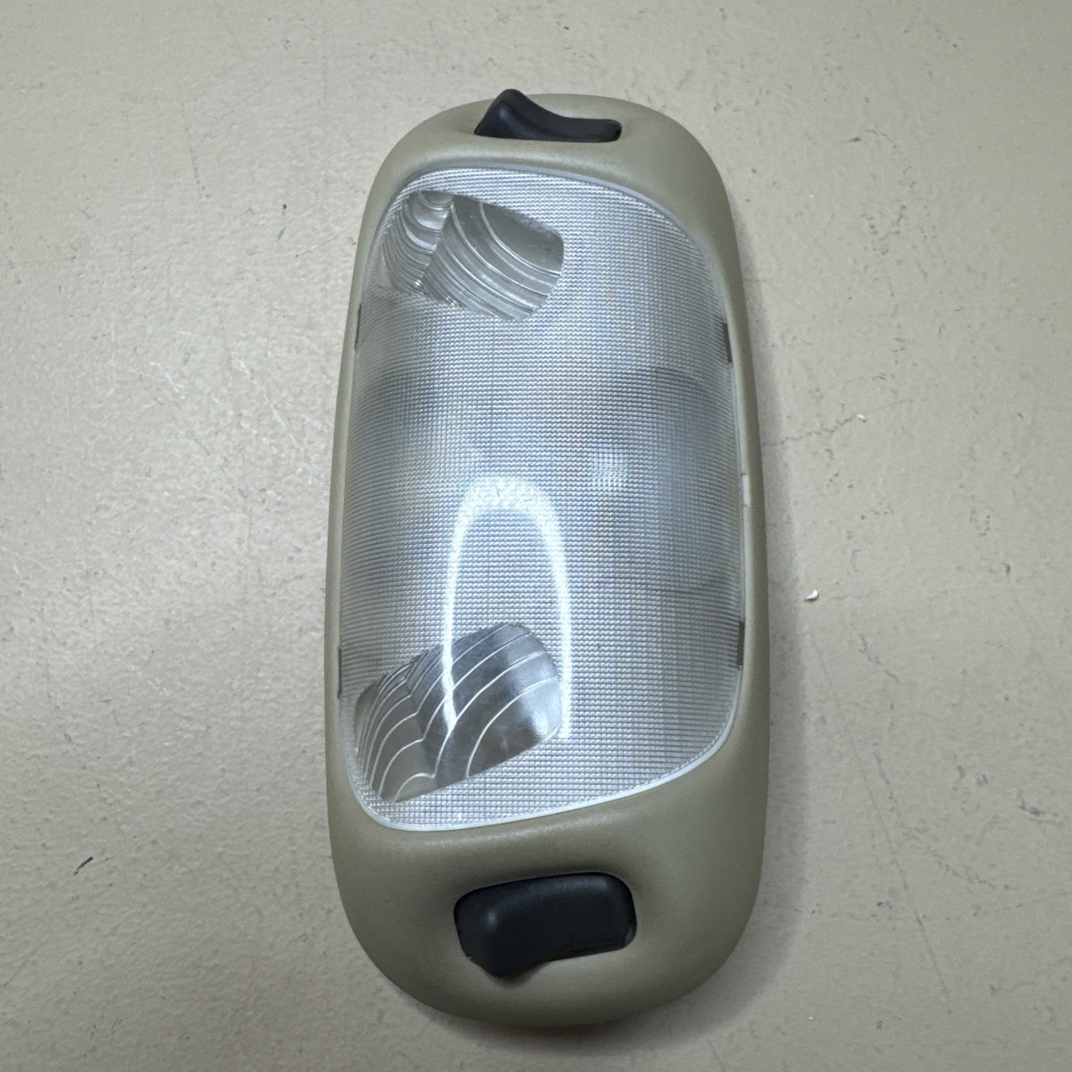 1997–2005 Ford Overhead Dome Map Light Assembly F4DB13776BCW OEM