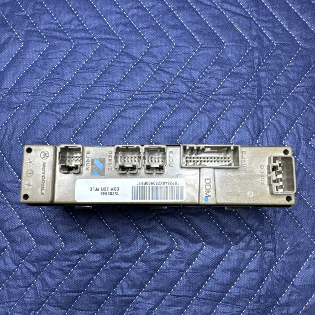 2003-2007 Silverado Sierra Master Window Switch Fold Mirror Ext Cab 15202848