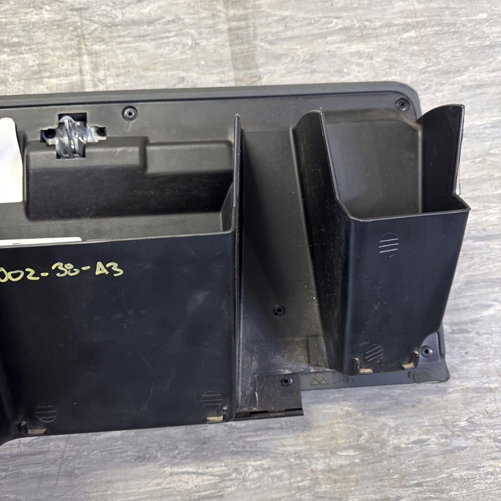 1999-2002 Chevrolet Silverado GMC Sierra Glove Box Assembly 15707423 OEM
