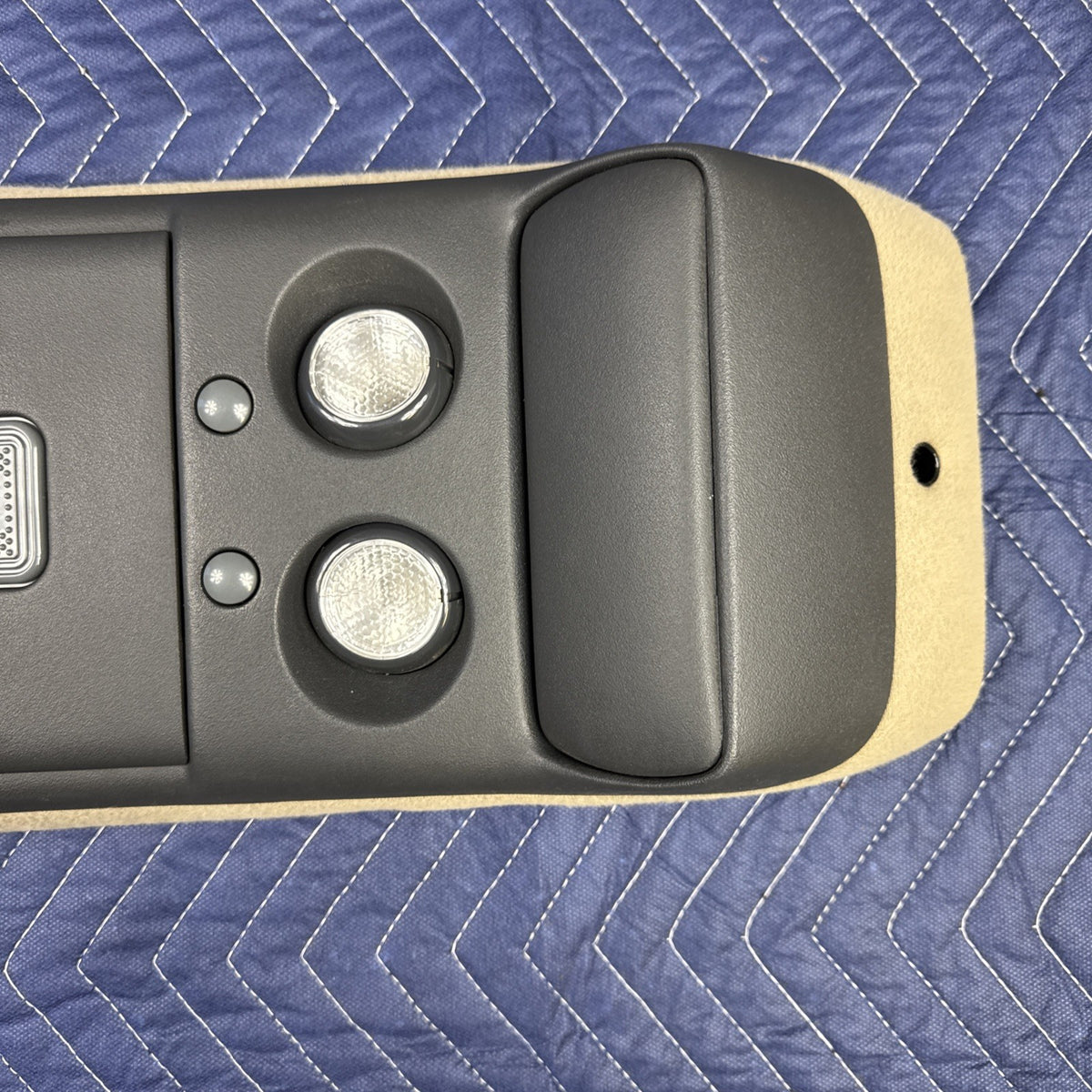 1999-2002 GMC Sierra Silverado Overhead Console Dome Lights OEM