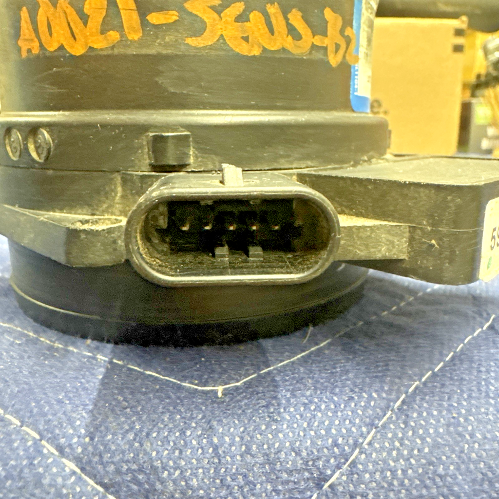 1999–2009 Silverado Sierra MAF Mass Air Flow Sensor MF8411 OEM
