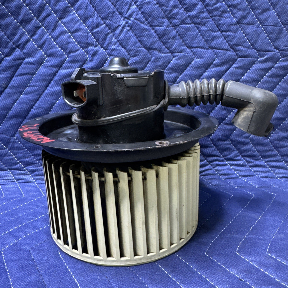 2001-2008 Ford F150 F250 F350 HVAC Blower Fan Wheel 2C35-19D583-AA OEM