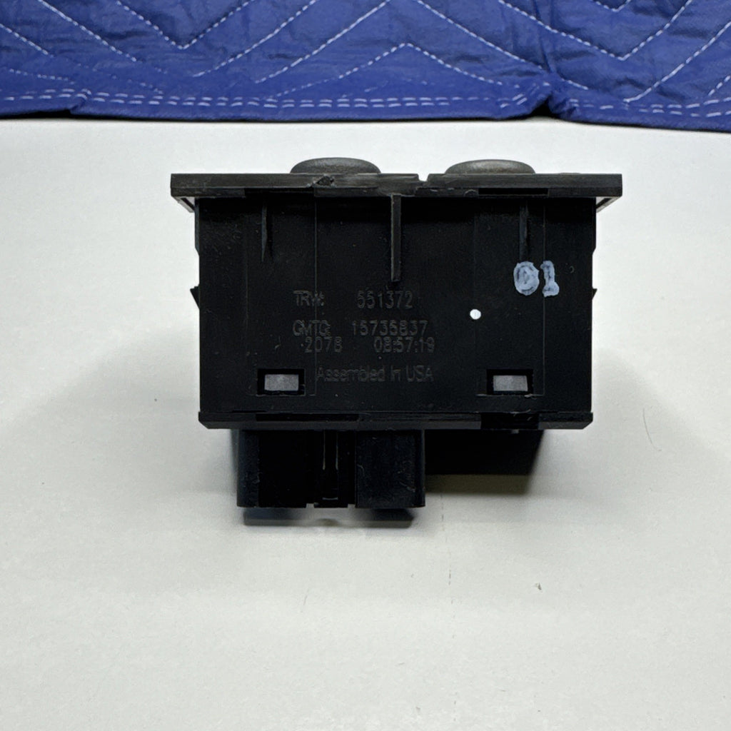 1999-02 GM Silverado Sierra Tahoe Yukon Fog Cargo Lamp Light Switch 15735837
