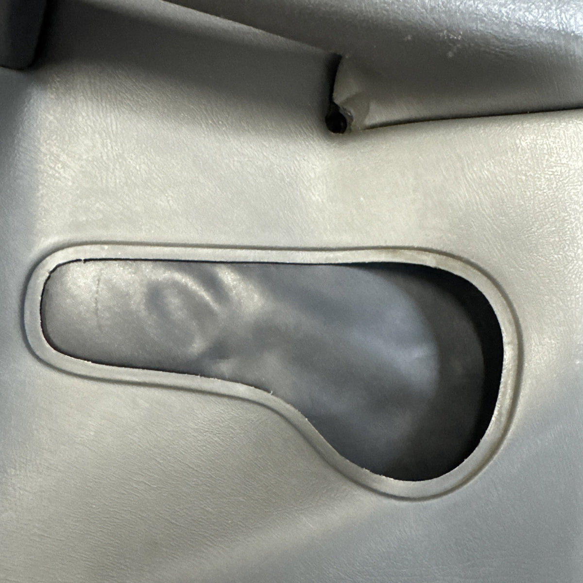 2003-2007 Silverado Sierra RH Manual Window Door Panel 15188272 OEM