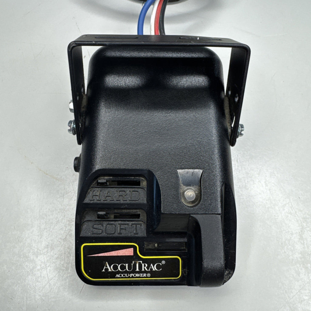 AccuTrac P7305 Trailer Brake Controller GMT800 Plug & Play Chevy GMC Silverado
