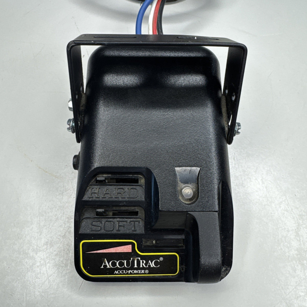 AccuTrac P7305 Trailer Brake Controller GMT800 Plug & Play Chevy GMC Silverado