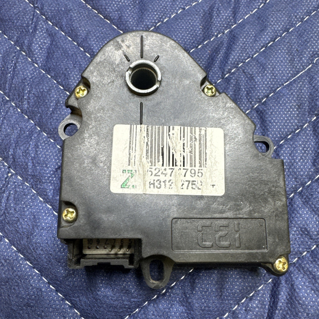 1999-2006 Chevrolet Silverado GMC Sierra HVAC Actuator 52474795 OEM