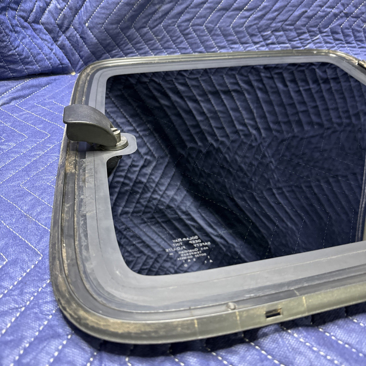 1999-2007 Silverado Sierra LH Rear Quarter Vent Privacy Window Glass OEM