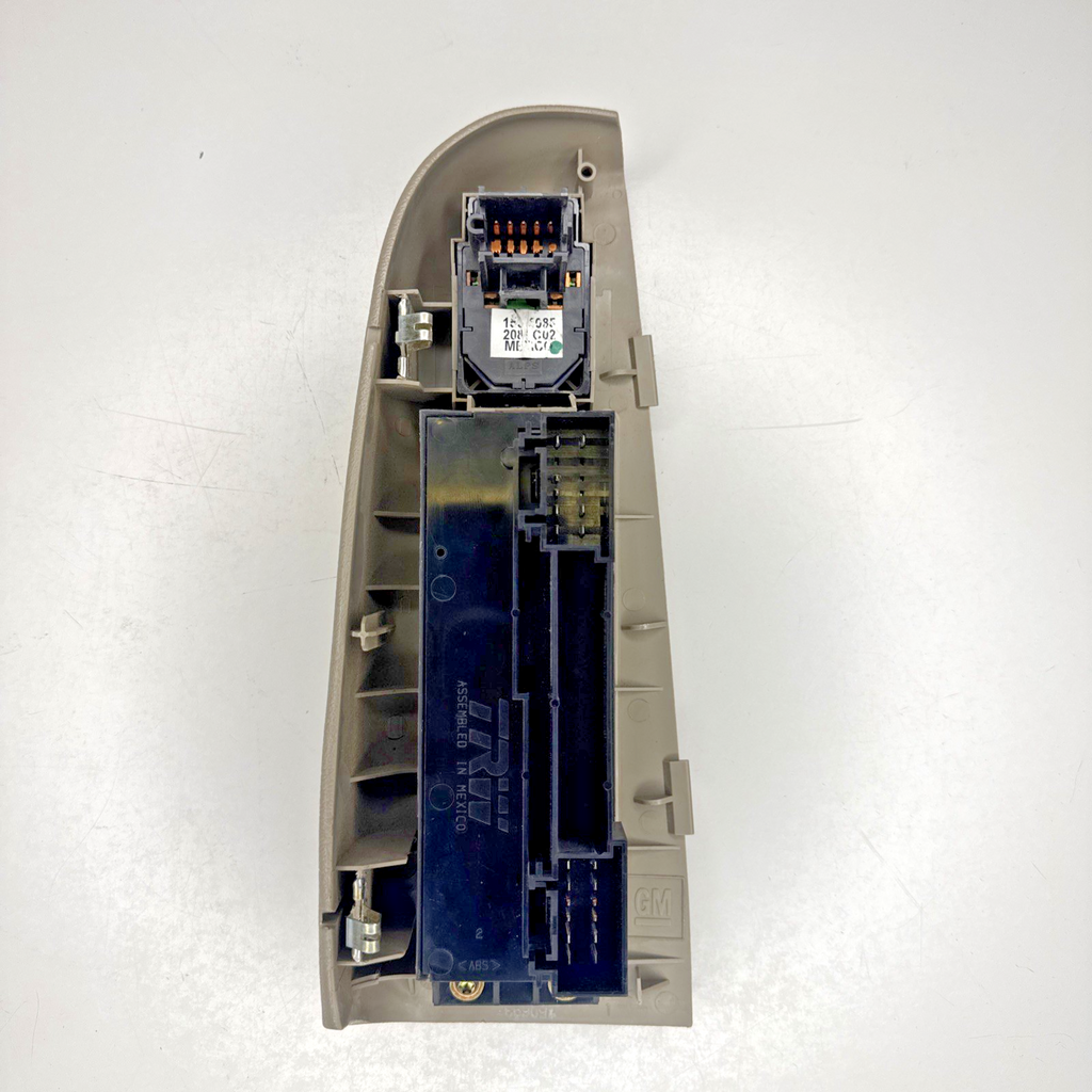 2000-02 GM Silverado Sierra Tahoe Yukon Master Window Switch Panel 15062650 OEM