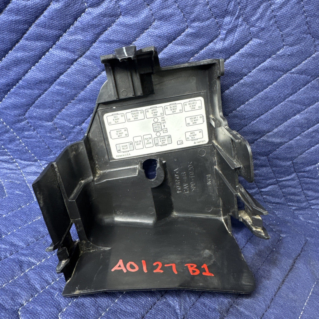 1999-2007 Silverado Sierra Fuse Box Cover Lid 15076505A OEM