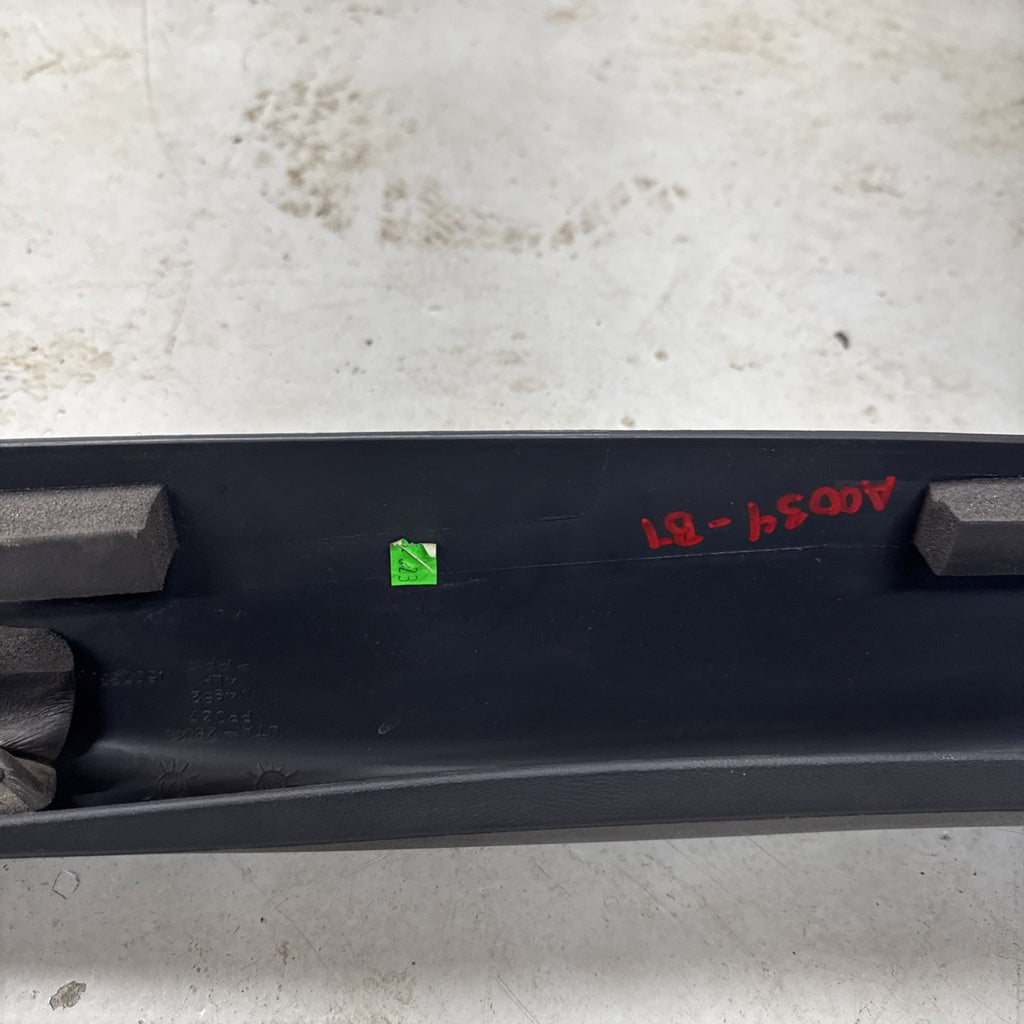 1999–2006 Silverado Sierra LH A Pillar Trim Panel Medium Gray 15073353 OEM