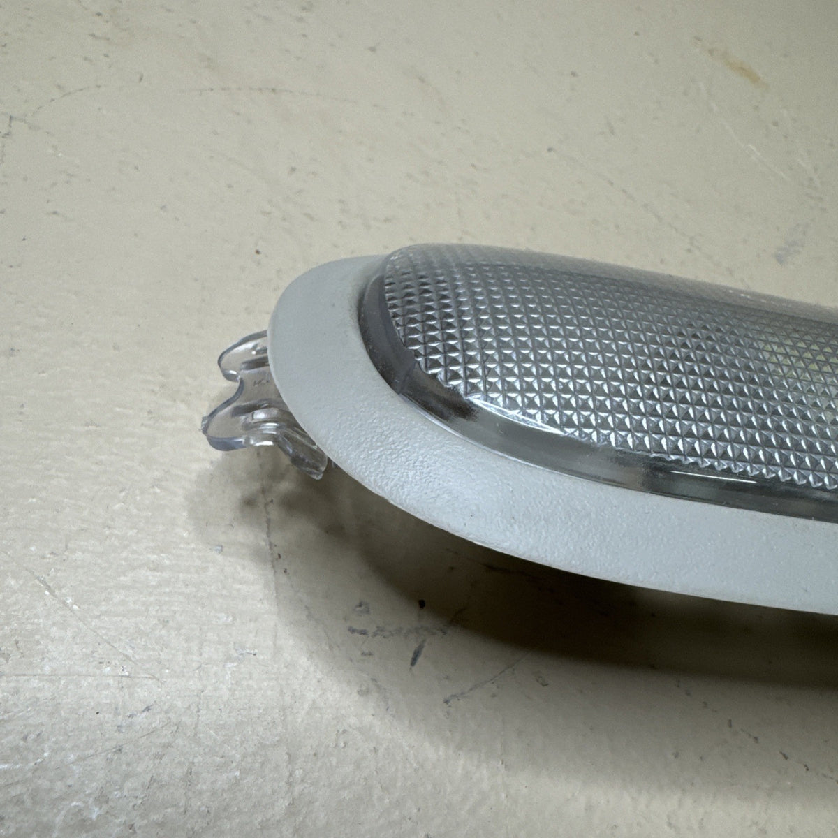 1999–2007 Silverado Sierra Overhead Dome Light Assembly 15771414 OEM