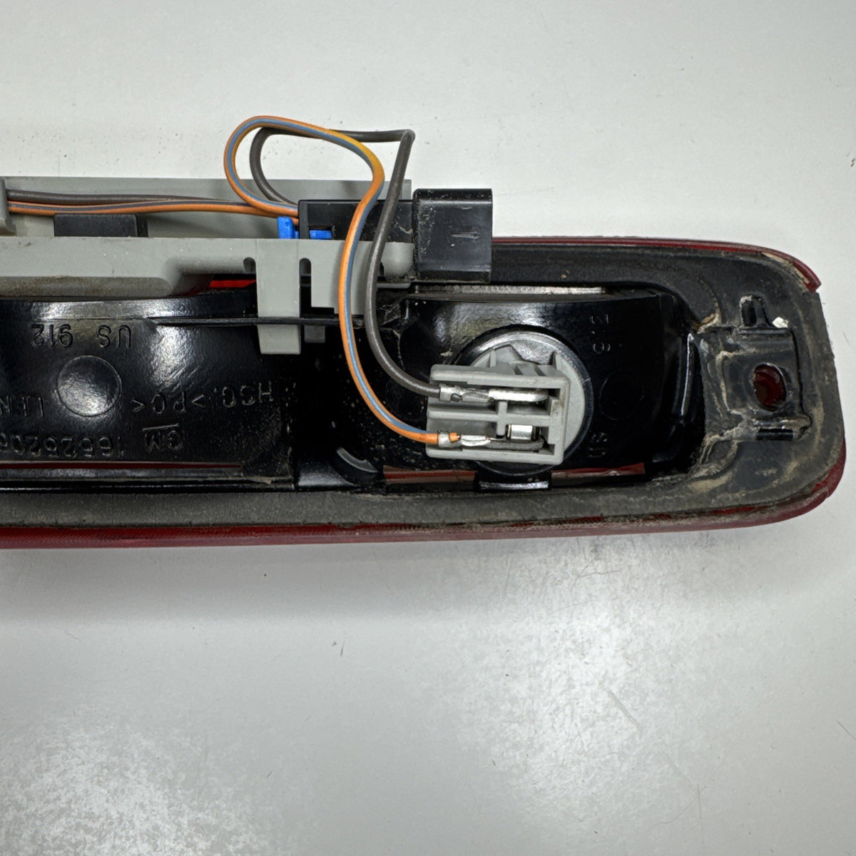 1999-2007 Chevrolet Silverado GMC Sierra 3rd Brake Light 16525205 OEM