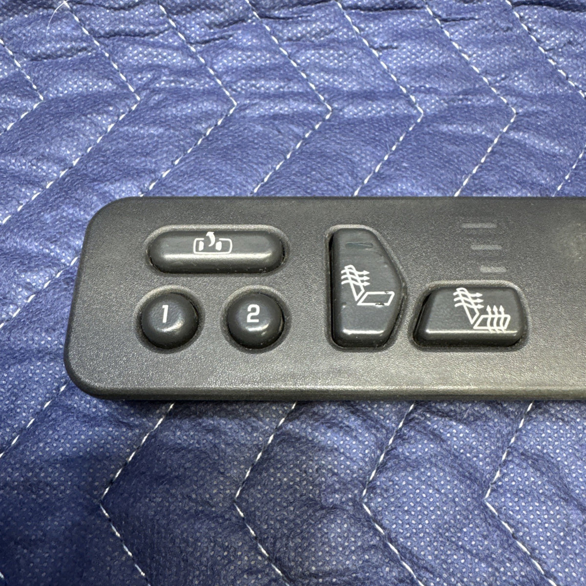 2003-2007 Silverado Sierra Memory Heated Seat Switch 15179137 OEM